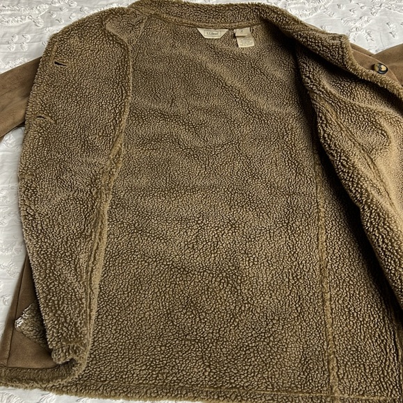 L.L. Bean Jacket size medium - Picture 7 of 9